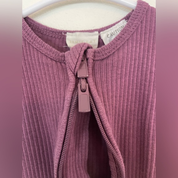 Jamie Kay Ribbed One Piece - Picture 3 of 4